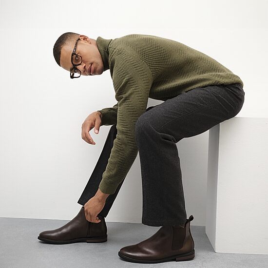 J. Ferrar Mens Blake Flat Heel Chelsea Boots