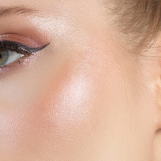 stila Heaven's Hue Highlighter