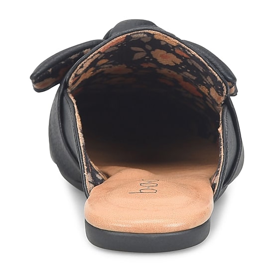 BOC by Born Patti Womens Moc Closed Toe Mules