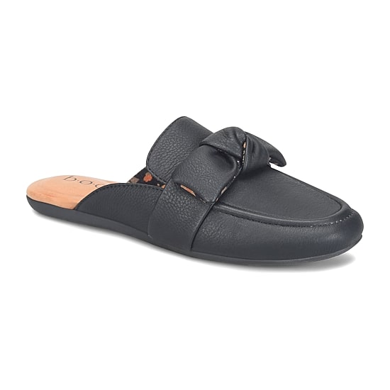 BOC by Born Patti Womens Moc Closed Toe Mules