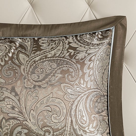 Madison Park Whitman 12-pc. Complete Bedding Set with Sheets