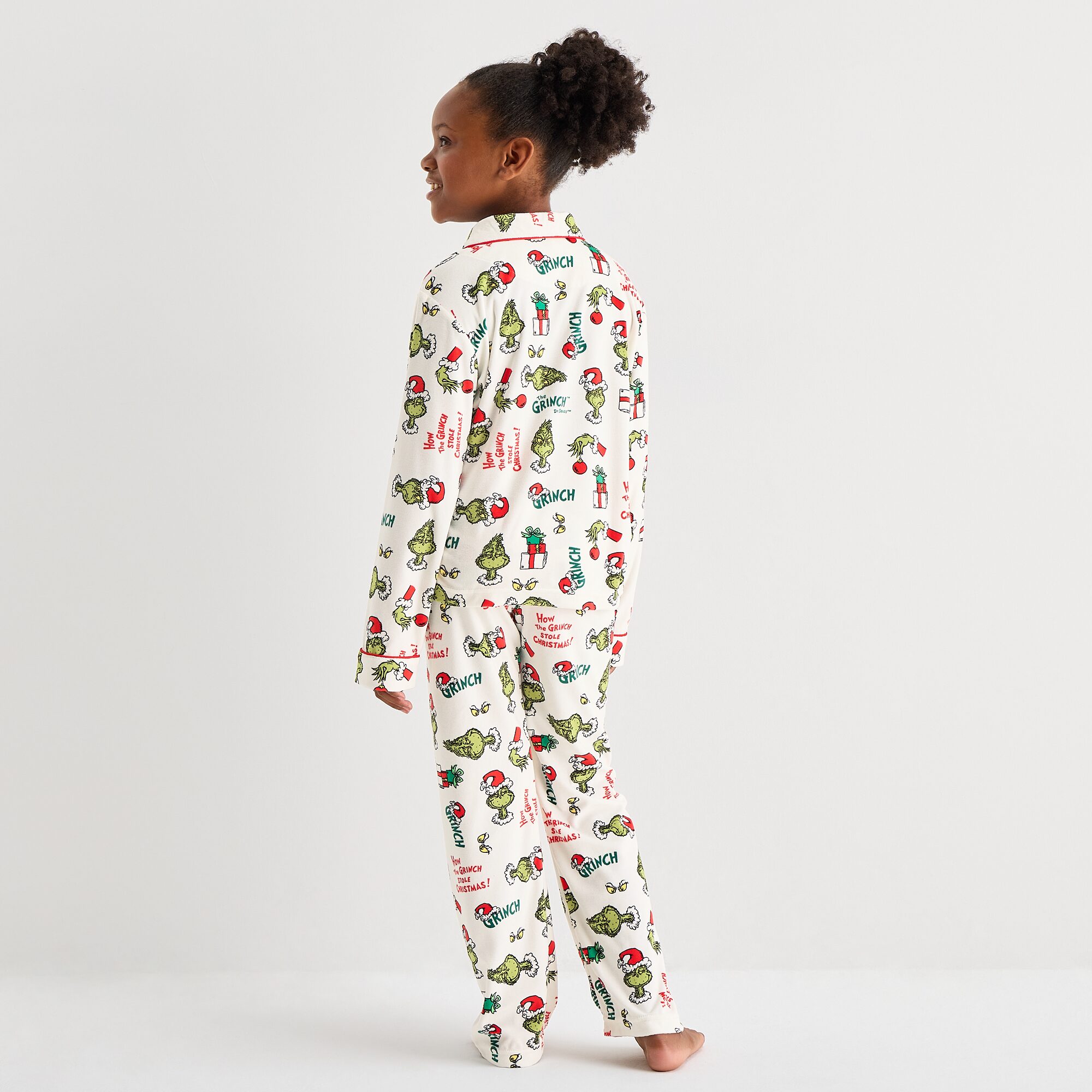 Little & Big Kid Unisex Dr. Seuss Grinch Velour V-Neck Long Sleeve 2-pc. Matching Family Pajama Set