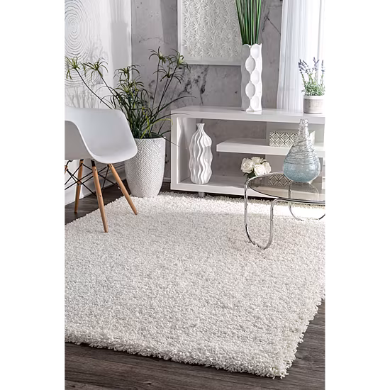 nuLoom Marleen Plush Shag Rug
