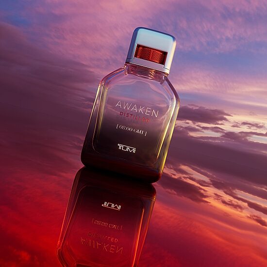 TUMI Awaken Distilled [08:00 GMT] Eau De Parfum Vaporisateur Spray, 3.4 Oz