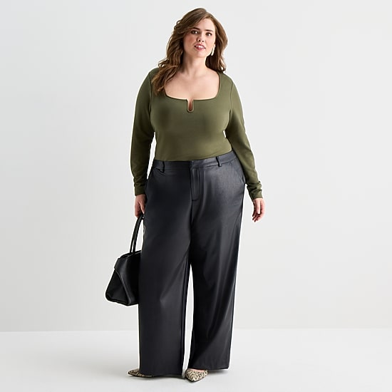 Ashley Graham Wire Notch Womens Plus Scoop Neck Long Sleeve T-Shirt