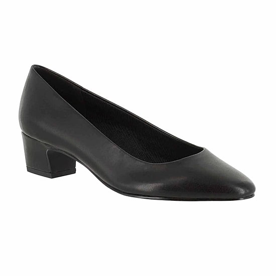 Easy Street Prim Womens Round Closed Toe Block Heel Pumps