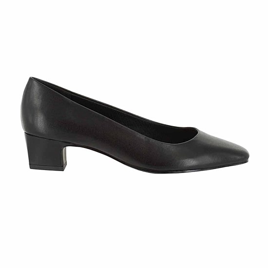 Easy Street Prim Womens Round Closed Toe Block Heel Pumps