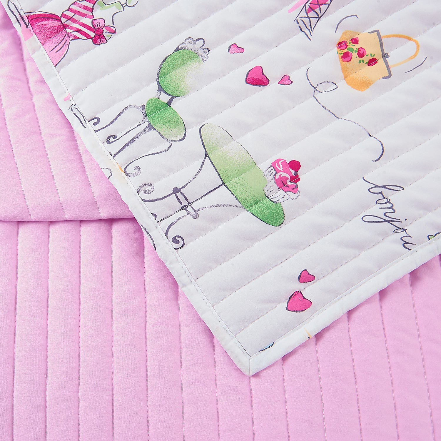 Urban Playground Pretty Paris Reversible Quilt Set