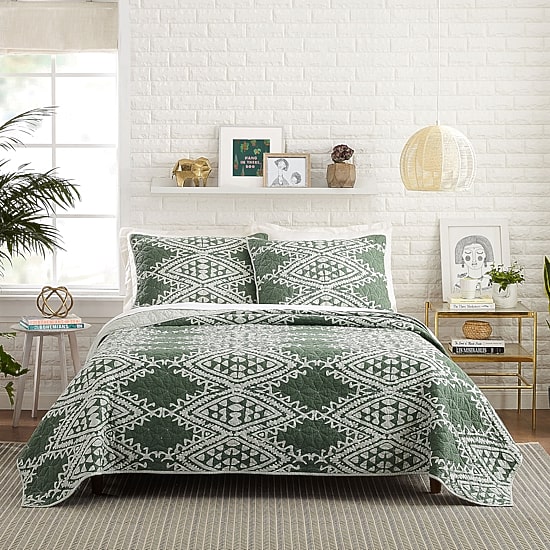 JUNGALOW by Justina Blakeney Aisha 3-pc. Reversible Quilt Set
