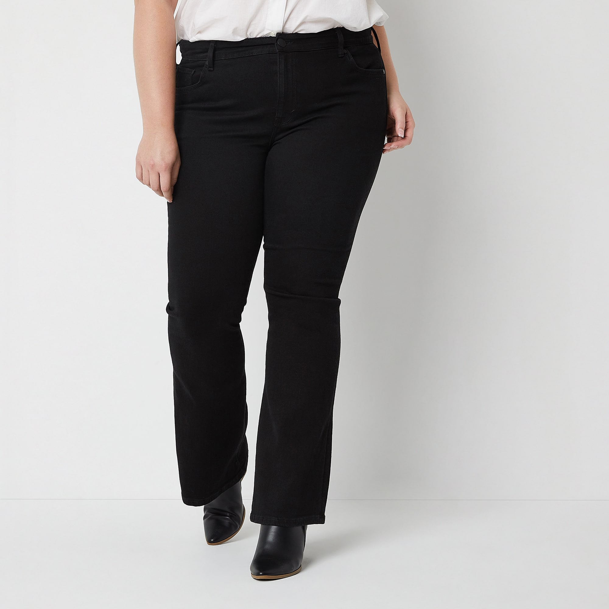 a.n.a Womens Plus High Rise Flare Leg Jean