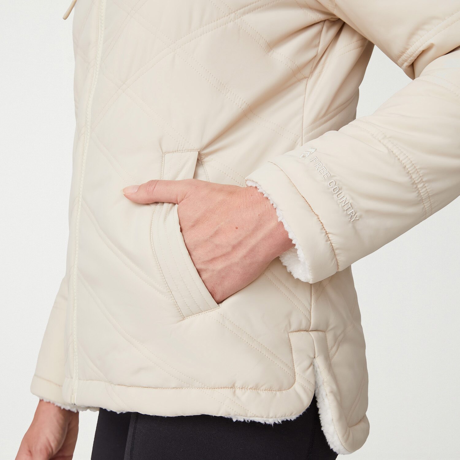 Free Country Womens Hooded Reversible Sherpa Lined Midweight Quilted Jacket