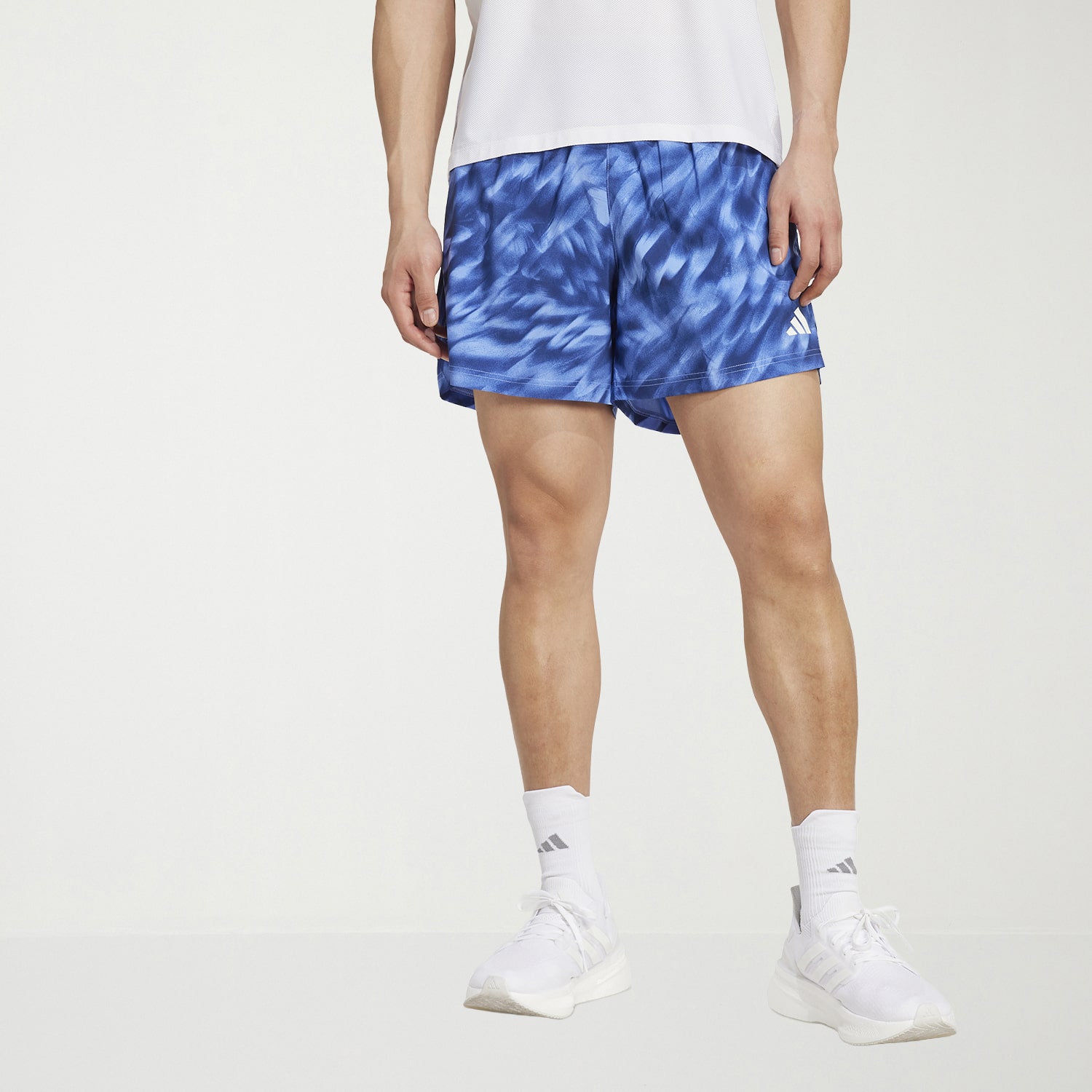 adidas Mens 7" Mid Rise Running Short