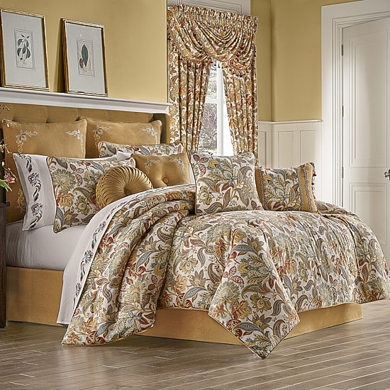 Five Queens Court August 4-pc. Floral Comforter Set