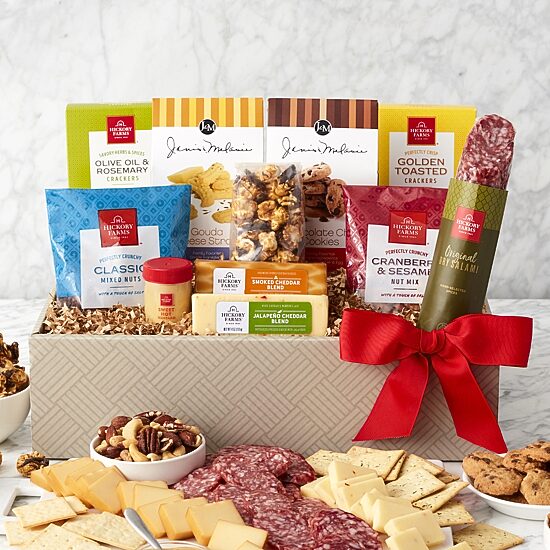 Hickory Farms Savory Snack Gift Box Set
