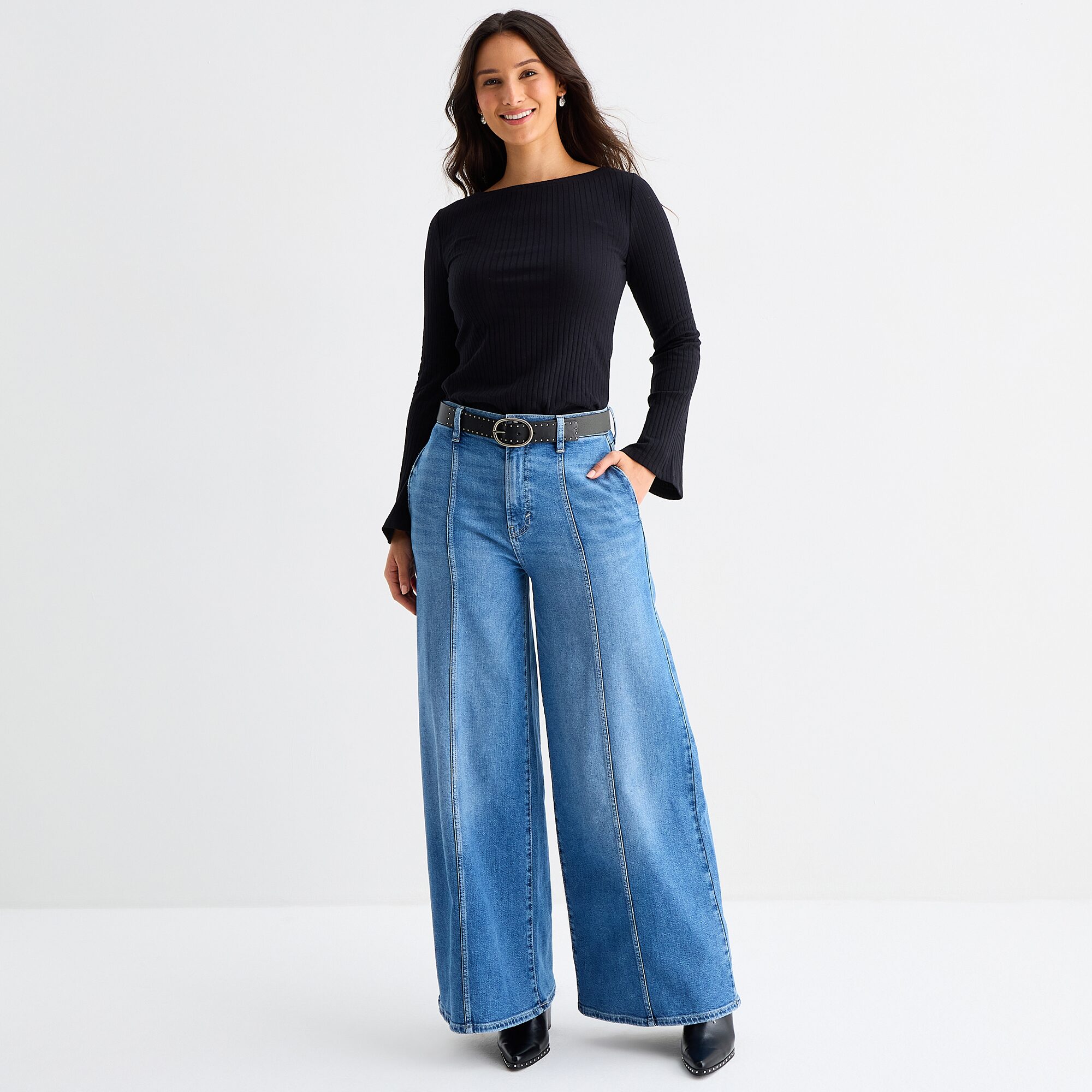 a.n.a Womens Boat Neck Long Sleeve T-Shirt