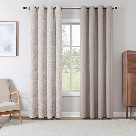 Max Blackout Leaf Reversible Grommet Top Energy Saving 100% Blackout Single Curtain Panel