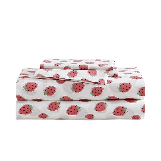 Poppy & Fritz Strawberry Picnic Sheet Set