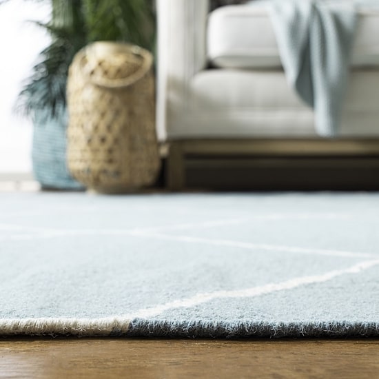 Safavieh Isolde Hand Woven Flat Weave Area Rug