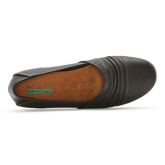 Baretraps Piper Womens Round Closed Toe Slip-On Shoe