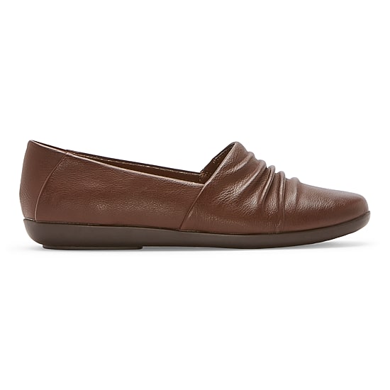 Baretraps Piper Womens Round Closed Toe Slip-On Shoe