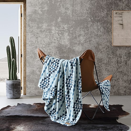 Eddie Bauer Westin Plush fleece Blanket