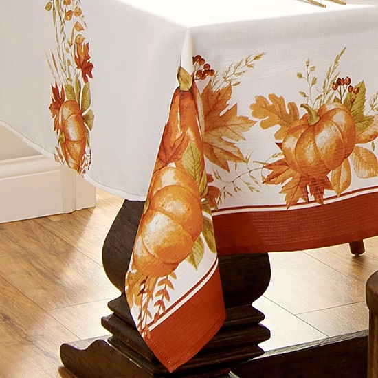 Threadmade Autumn Grove 52x70 Tablecloth