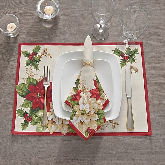 Threadmade Red White Poinsettia Set 4-pc. Napkins