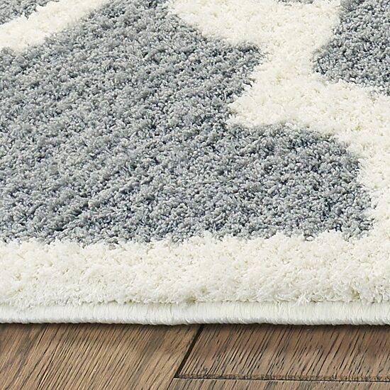 Covington Home Vienna Scalloped Lattice 27"X90" Indoor Rectangular Runner