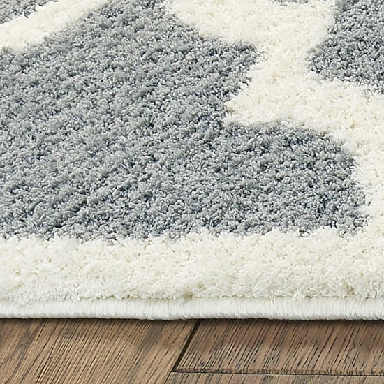 Covington Home Vienna Scalloped Lattice Indoor Rectangular Area Rug