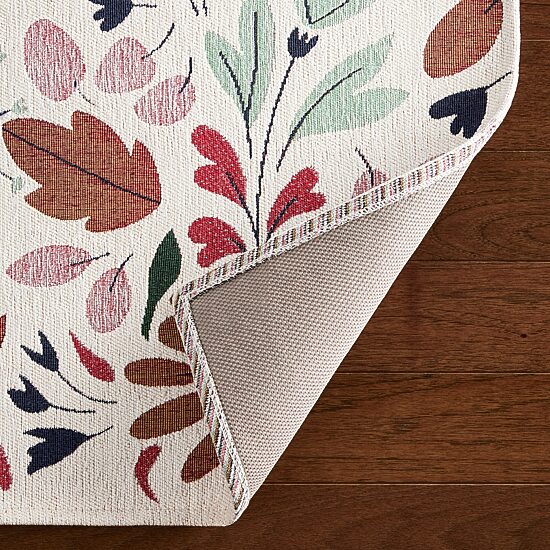 Town And Country Livie Floral Washable 24" X 72" Indoor Rectangular Runner