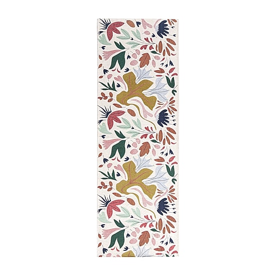 Town And Country Livie Floral Washable 24" X 72" Indoor Rectangular Runner
