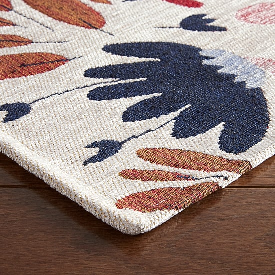 Town And Country Livie Floral Washable 24" X 72" Indoor Rectangular Runner