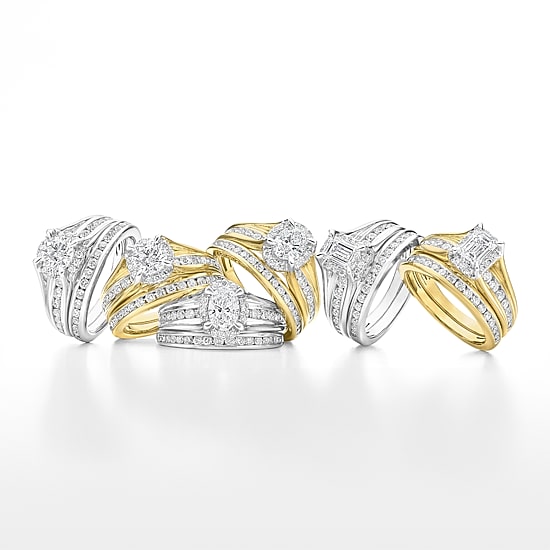 (F / VS2) Womens 1 1/2 CT. T.W. Lab Grown White Diamond 10K or 14K Gold Round Side Stone Bridal Set