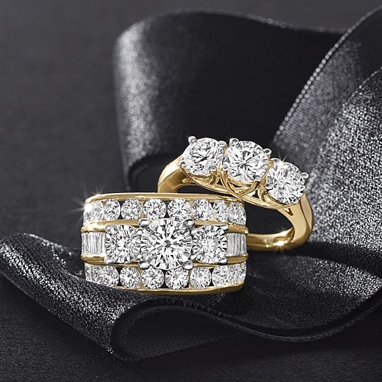 (G / SI1-SI2) Womens 2 1/4 CT. T.W. Lab Grown White Diamond 10K Gold Round 3-Stone Engagement Ring