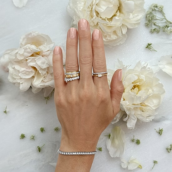 (G-H / Si2-I1) Womens 1/3 CT. T.W. Lab Grown White Diamond 10K Gold Delicate Wedding Band