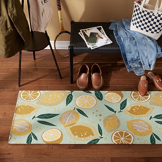 Town And Country Livie Floral Washable 24" X 72" Indoor Rectangular Runner