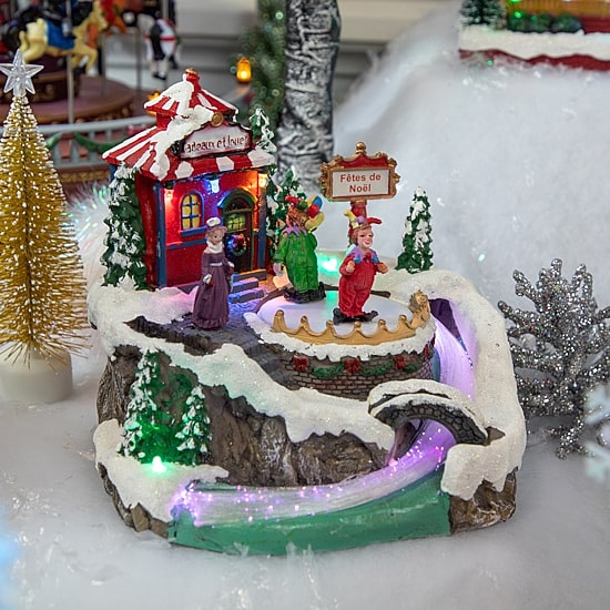 Northlight 8" Led Lighted And Animated Scene Village Display Lighted Christmas Village
