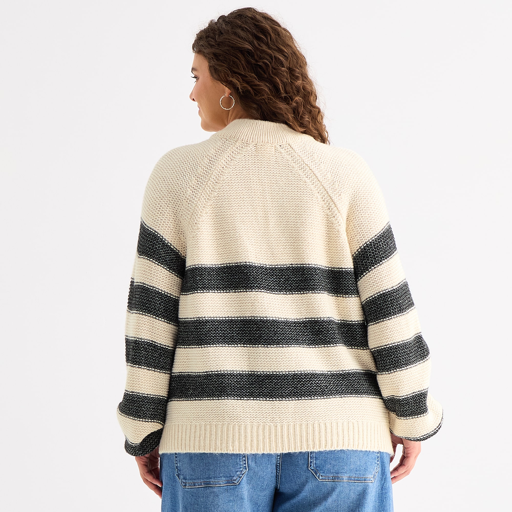 a.n.a Womens Plus Split Crew Neck Long Sleeve Pullover Sweater
