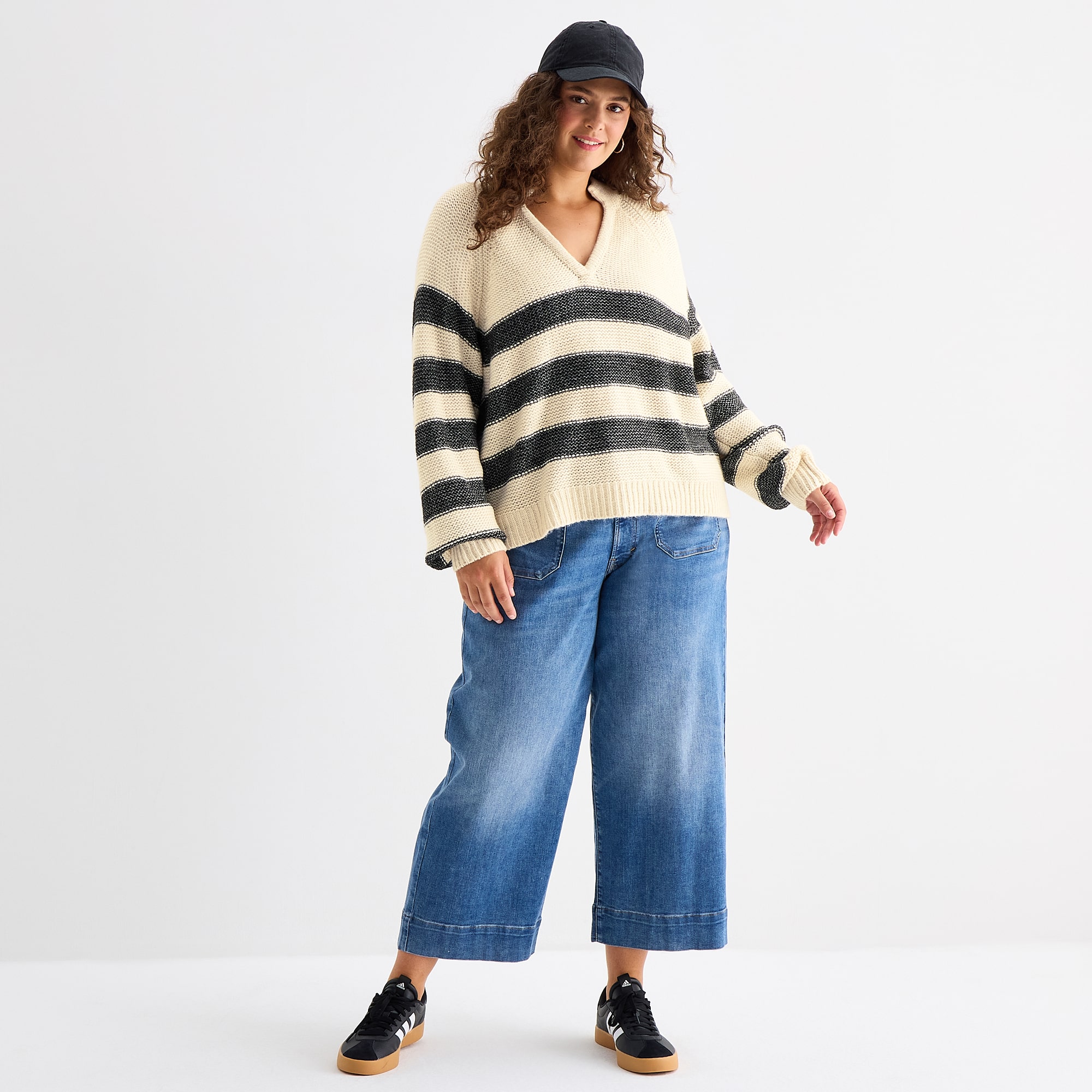a.n.a Womens Plus Split Crew Neck Long Sleeve Pullover Sweater
