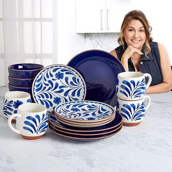Jenny Martinez 16-pc. Stoneware Dinnerware Set