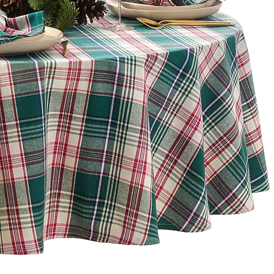 Threadmade Holiday Fireside Round Oval Tablecloth