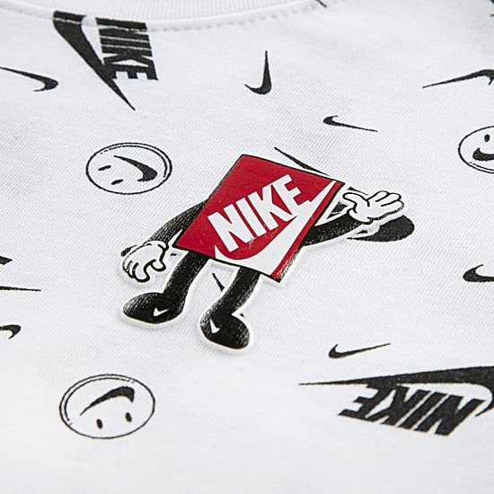 Nike Little Boys Crew Neck Short Sleeve Regular Fit Graphic T-Shirt