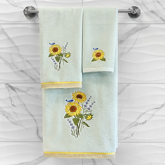 Linum Home Textiles Girasol 2-pc. Embellished Fingertip Towel