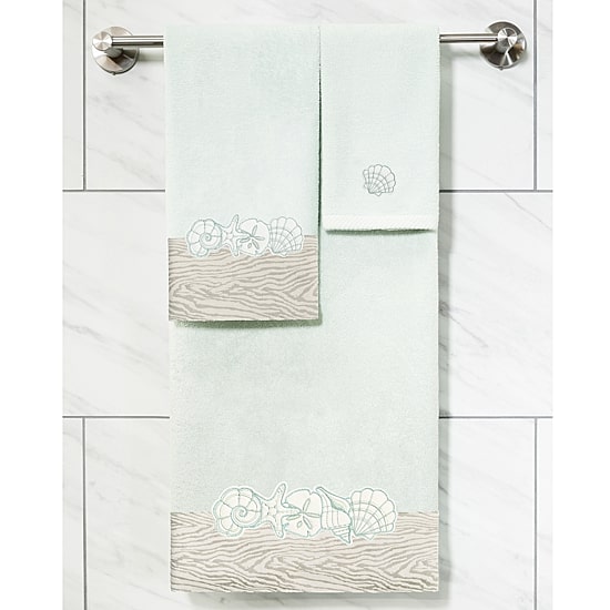 Linum Home Textiles Shell Row 2-pc. Embellished Bath Towel