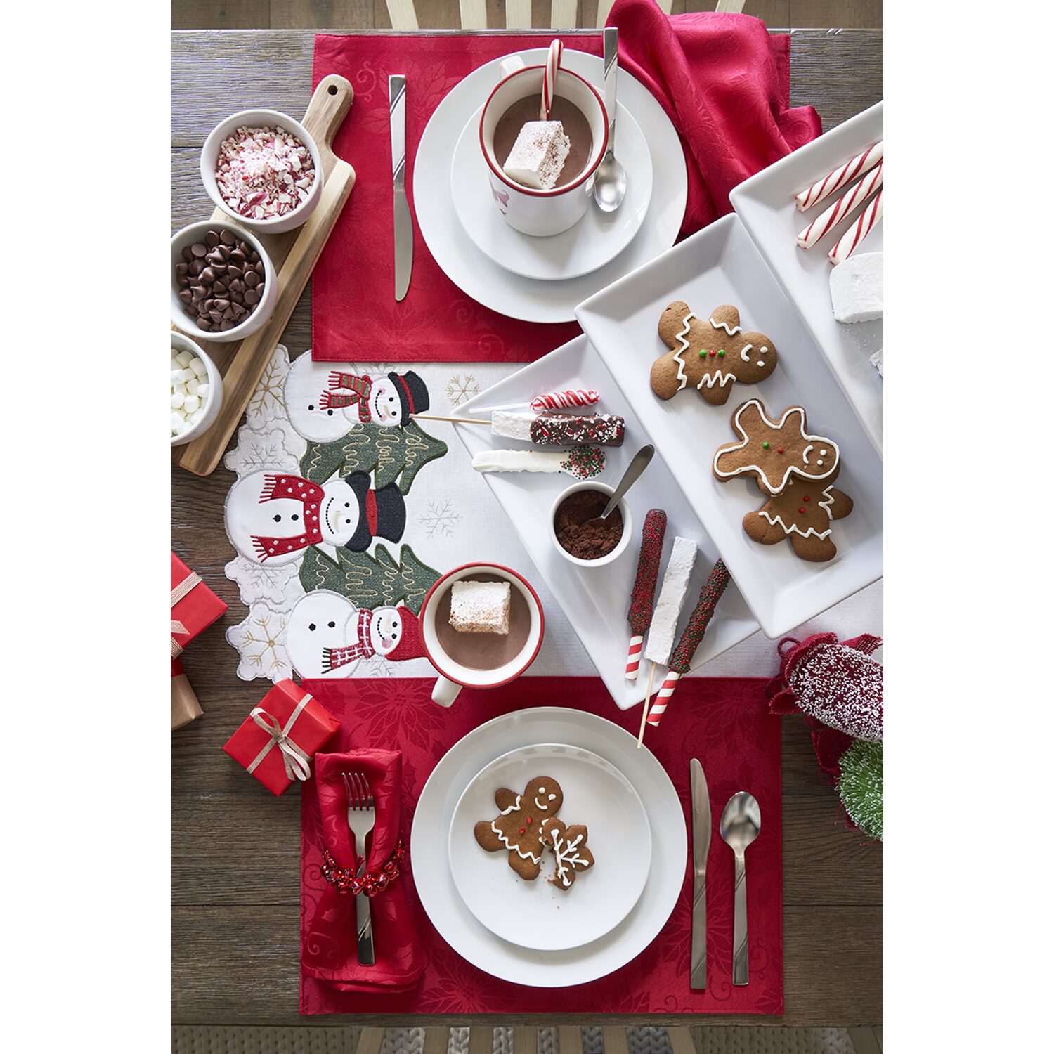 Homewear Holiday Red Jacquard Tablecloth