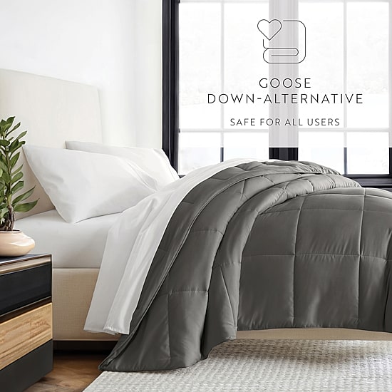 Casual Comfort Premium Ultra Soft Down Alternative Lightweight Wrinkle Resistant Comforter