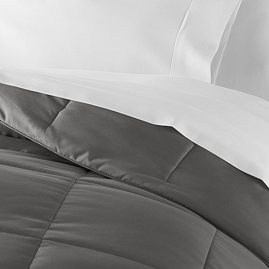 Casual Comfort Premium Ultra Soft Down Alternative Lightweight Wrinkle Resistant Comforter