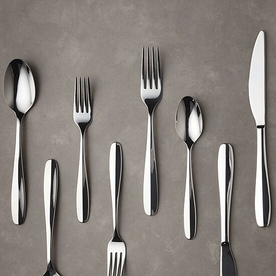 Oneida Oakwood 20-pc. Flatware Set