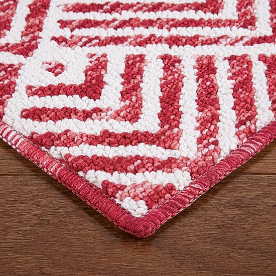 Town And Country Walker Geometric Washable 24" X 72" Indoor Rectangular Runner