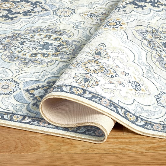 Town And Country Avani Floral Washable Indoor Rectangular Area Rug